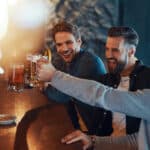 10 Motivos Para Não Perder o Happy Hour da Semana