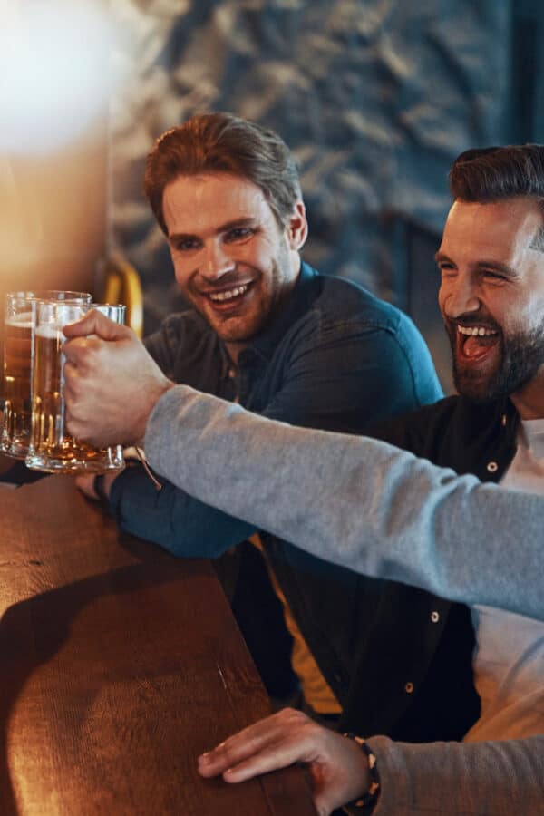 10 Motivos Para Não Perder o Happy Hour da Semana